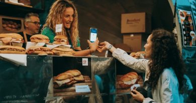 La metamorfosis del barrio: El comercio de proximidad ante el reto de la era digital 